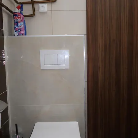 A And A1 In Apartment